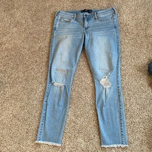 Hollister Cropped Jeans